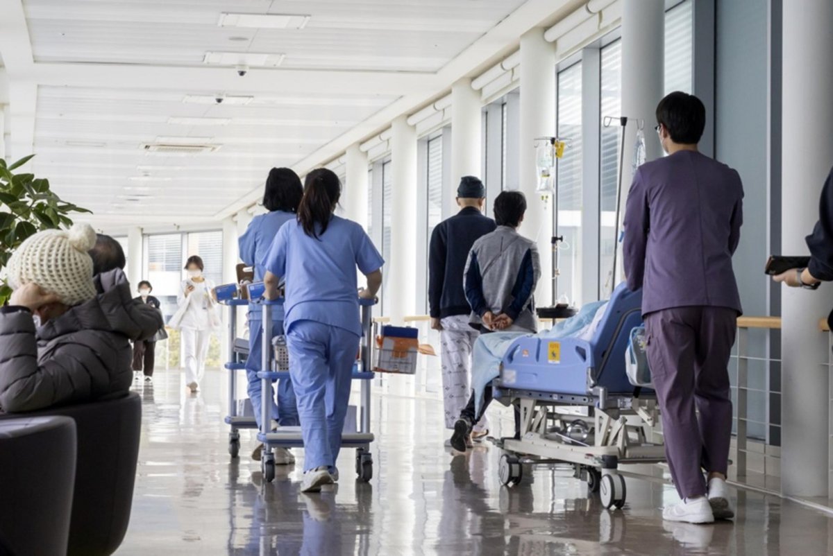 South Korea adds 900,000 healthcare workers as regional gap persists